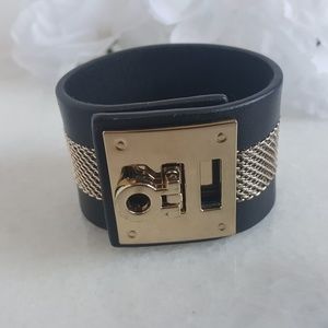 ✔Leather Flip Lock Wrap Bracelet